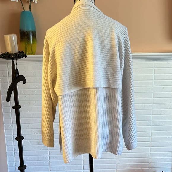 Vince Wool/Cashmere Blend Cardigan - Picture 3 of 6